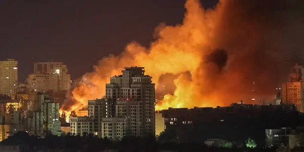 Нічна атака Росії: 17 загиблих у Києві, частина міста без світла