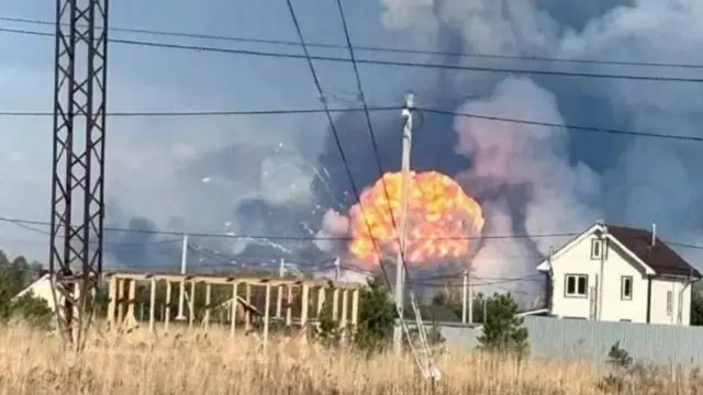 Вибухи над полем: бабуся свідок ракетної атаки