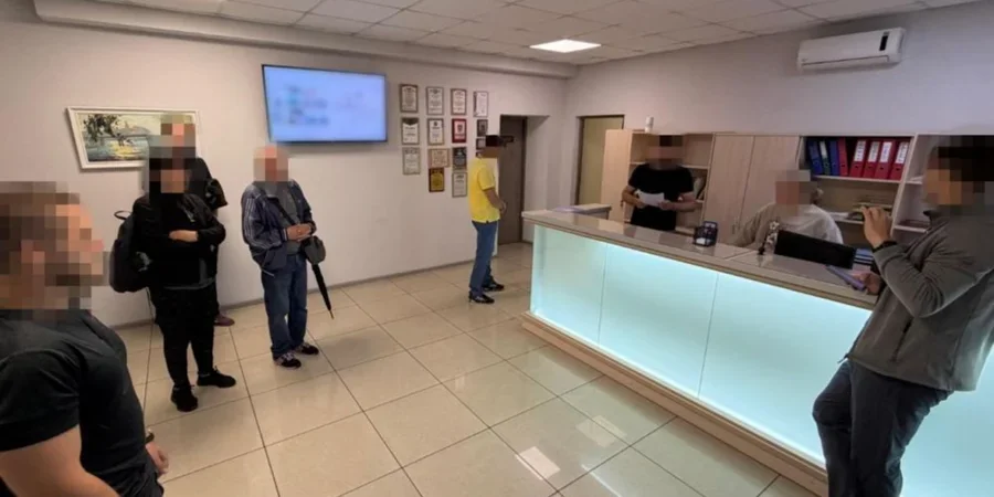 Заробляв в Україні, спонсорував армію РФ: СБУ підозрює бізнесмена